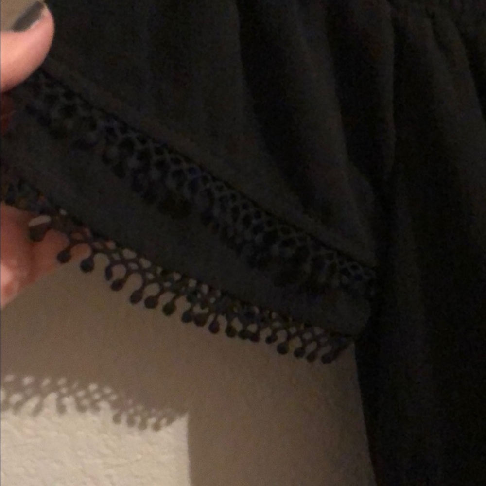 Black off the shoulder dress - Picture 2 of 4